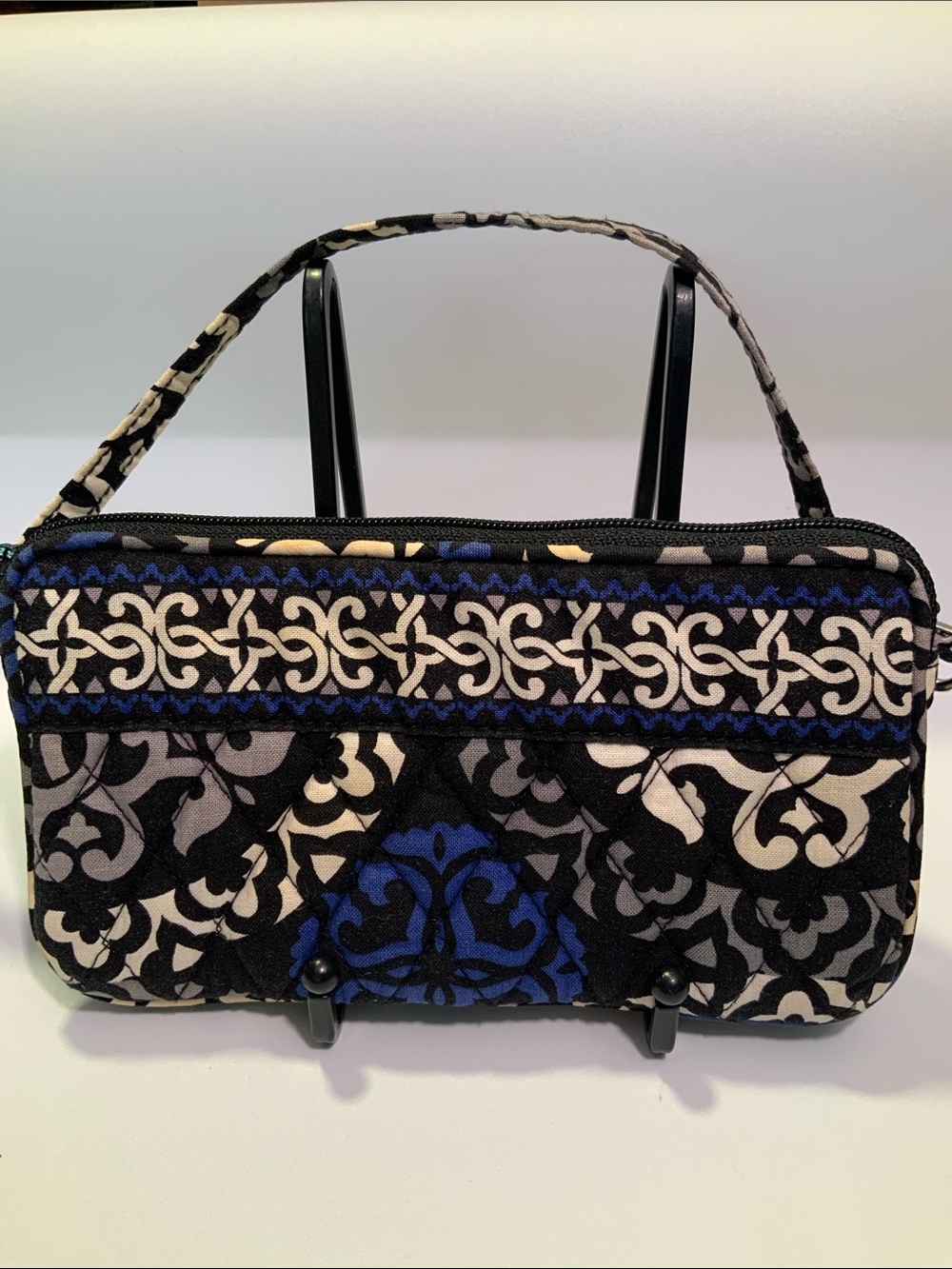 Vera Bradley Black, Cream & Blue Quilted Wristlet